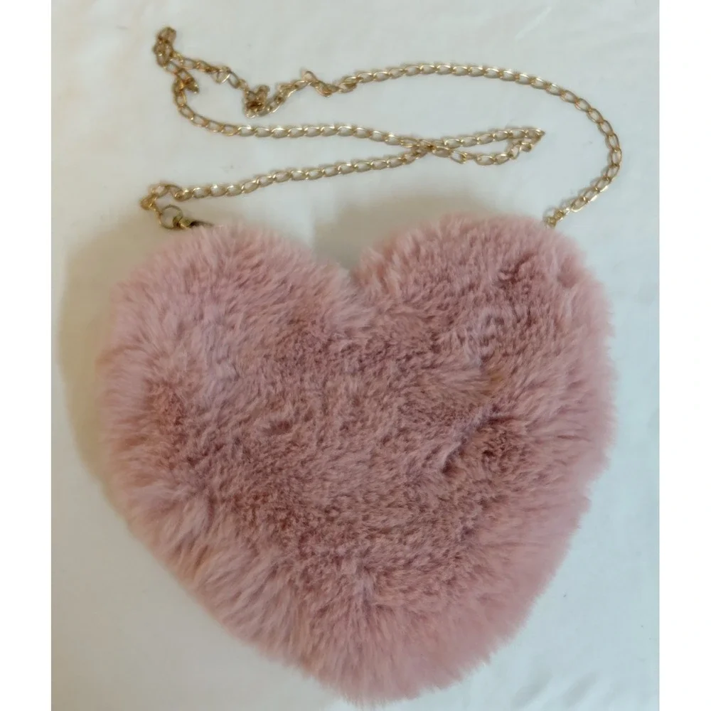 Pink Faux Fur Heart Shaped Crossbody Bag Fluffy Plush Purse 9.5